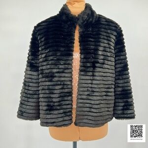 Express (Medium) Black Faux-Fur Cropped Ribbed Shrug Coat